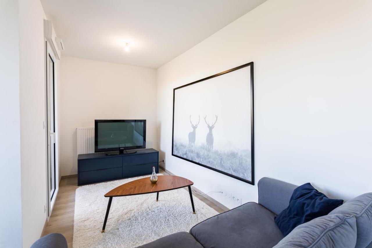 Le Rio, Appartement Avec Terrasse & Parking Rennes Dış mekan fotoğraf