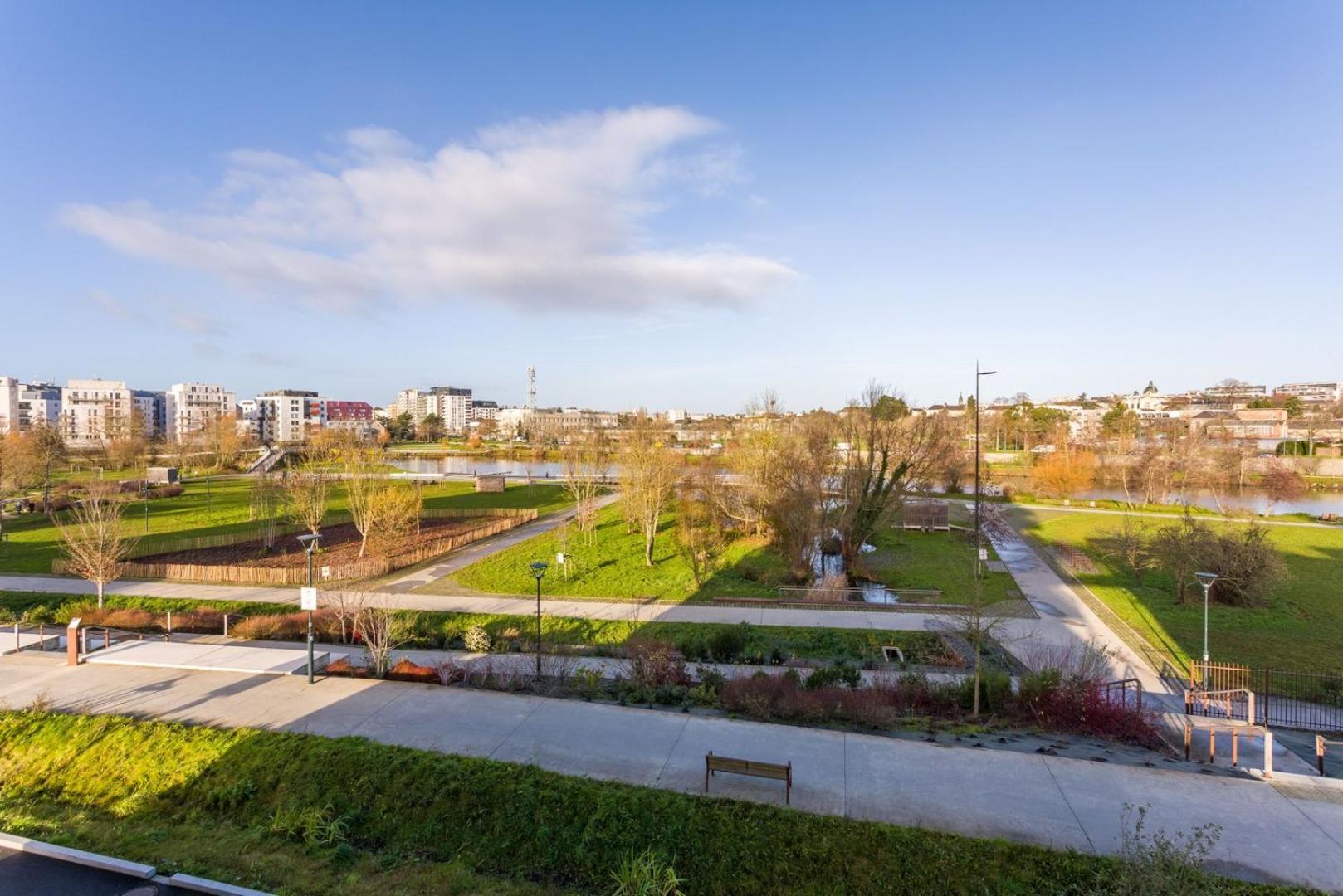 Le Rio, Appartement Avec Terrasse & Parking Rennes Dış mekan fotoğraf